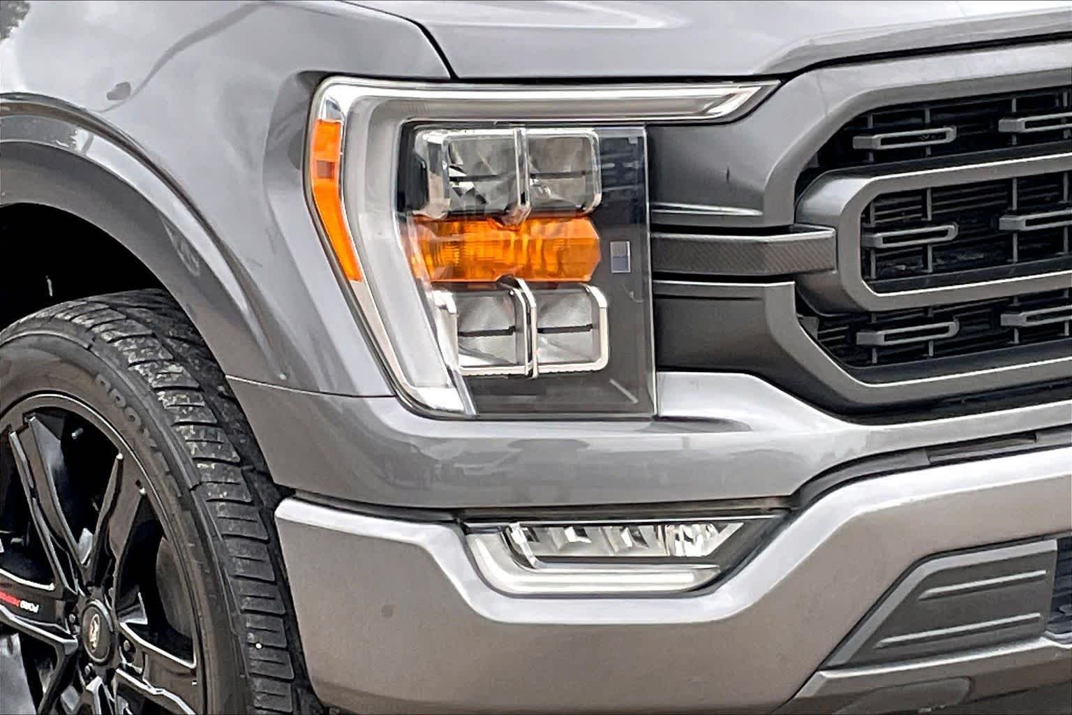 Used 2022 Carbonized Gray Ford XLT image 24