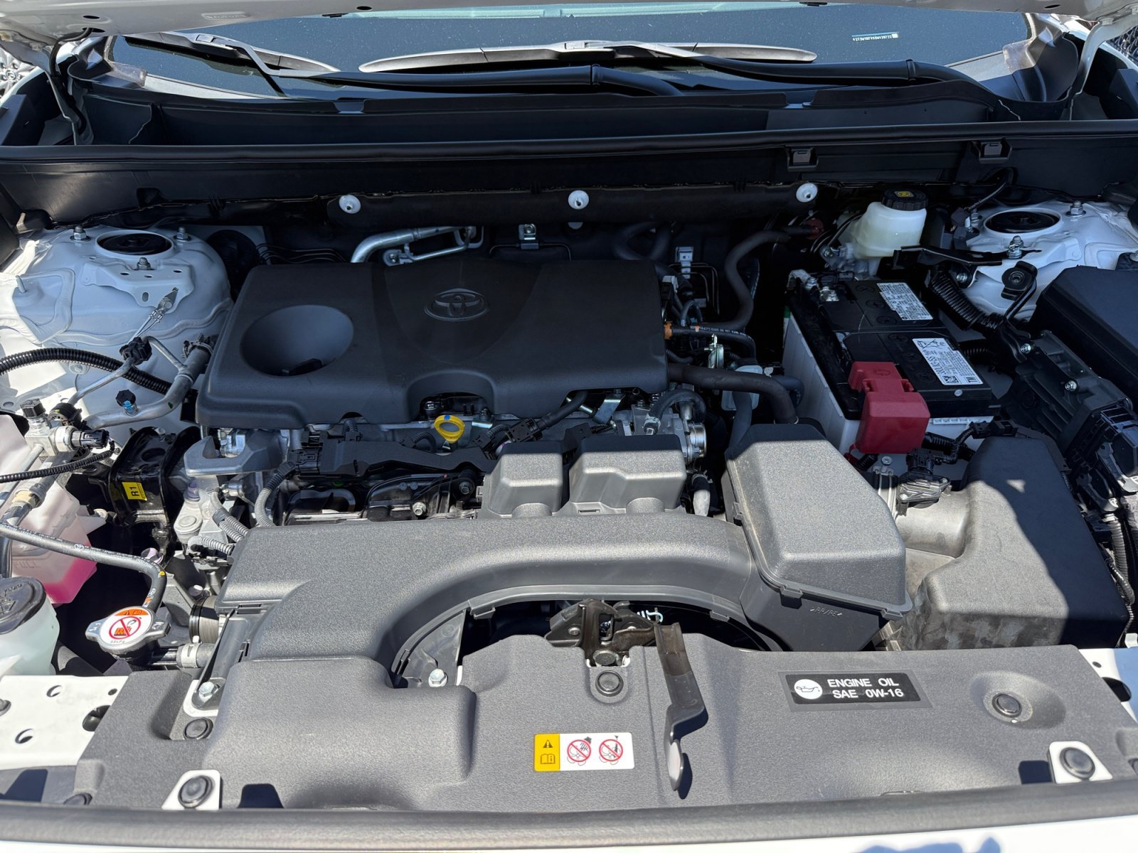 Used 2025 Ice Toyota XLE image 20