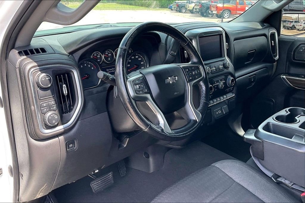 Used 2022 White Chevrolet RST image 14