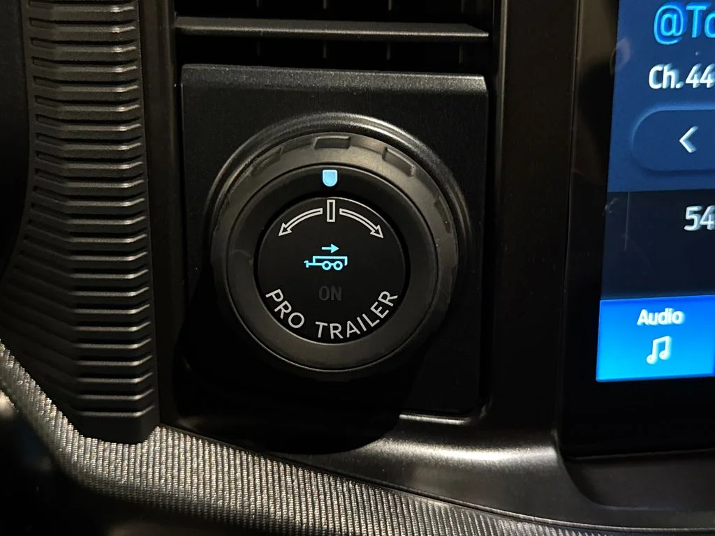 New 2026 Gray Ford Platinum image 31