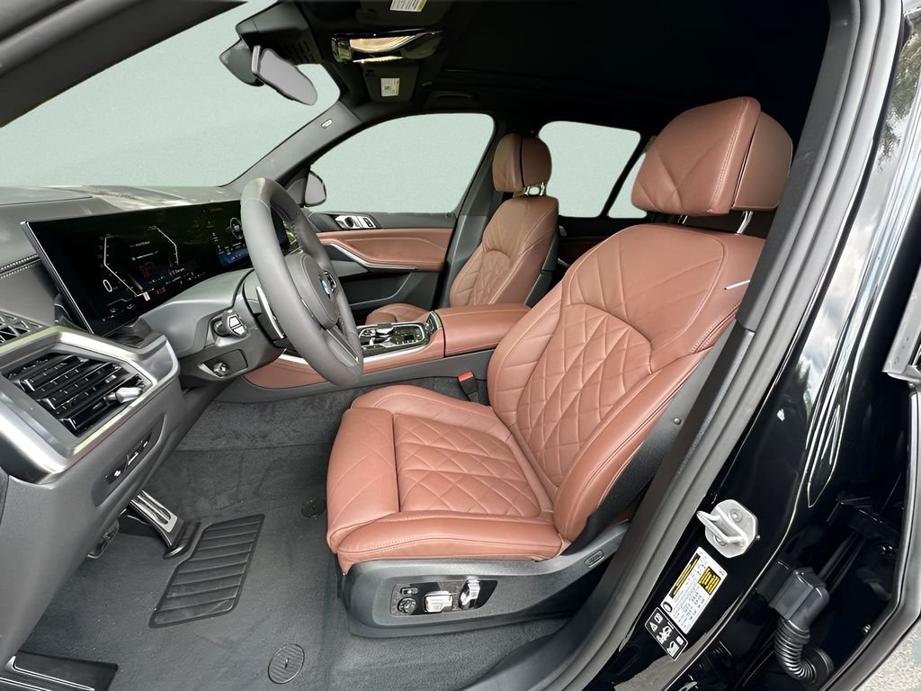New 2026 Black Sapphire Metallic BMW xDrive40i image 11