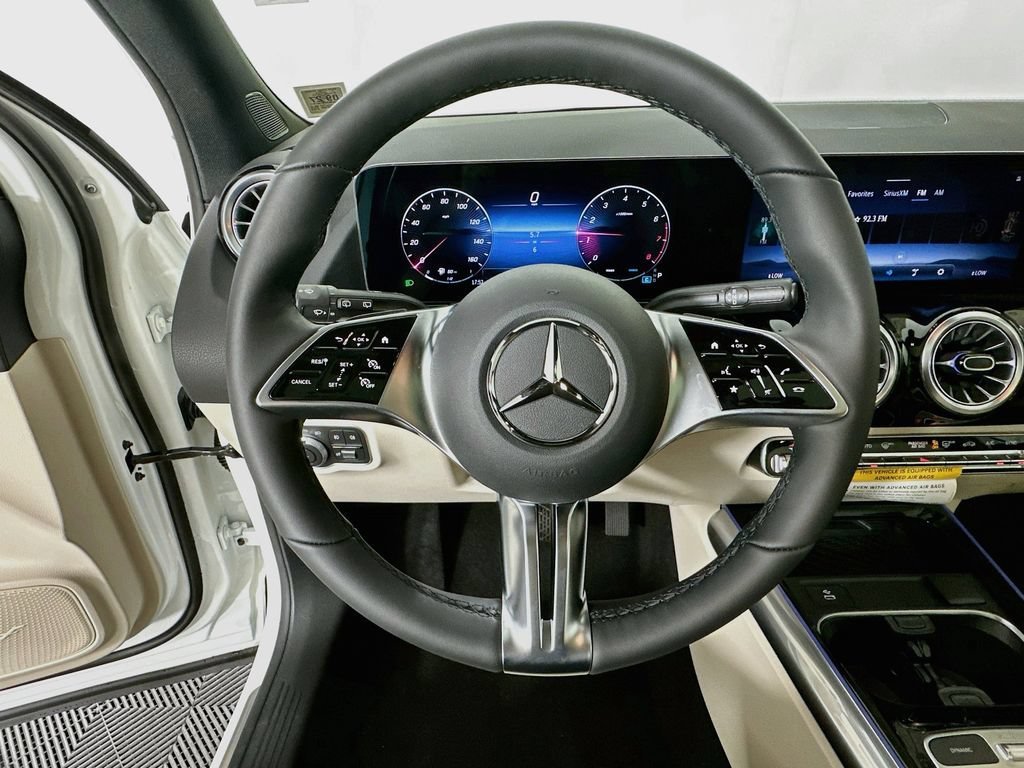 New 2026 Polar White Mercedes-Benz GLA 250 image 43