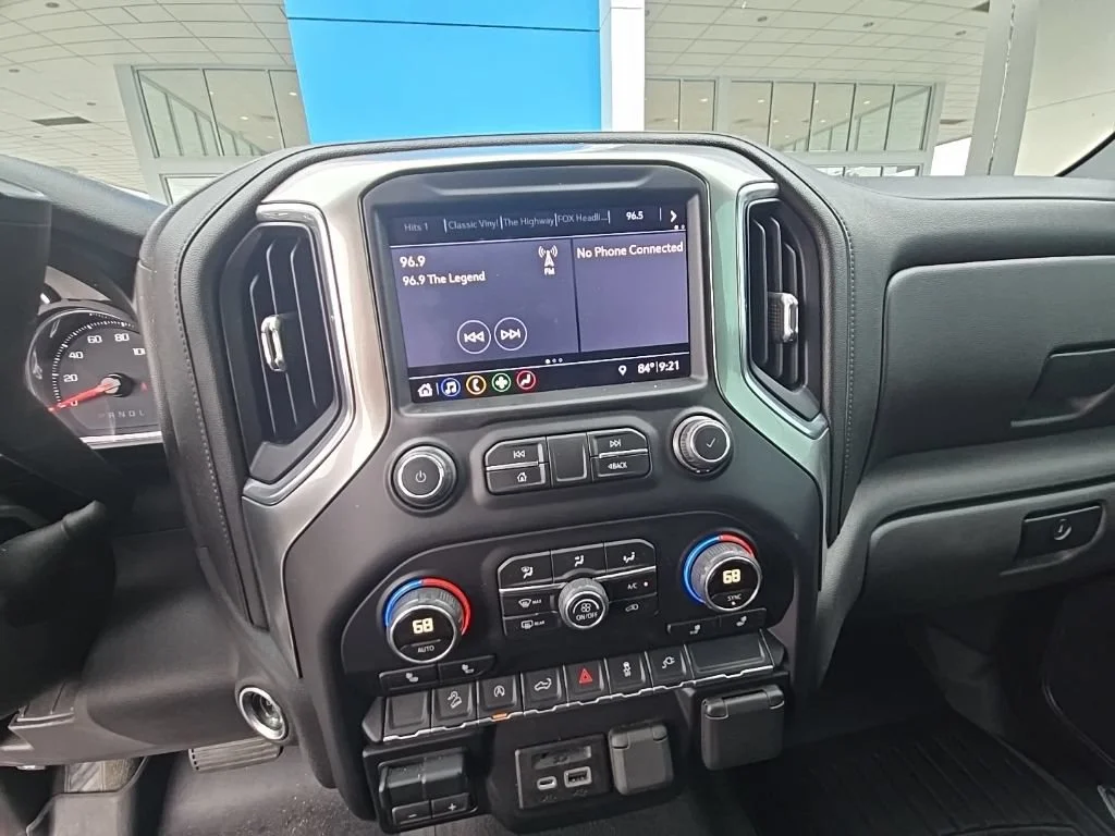 Used 2019 CAJUN RED TINTCOAT Chevrolet LT image 4