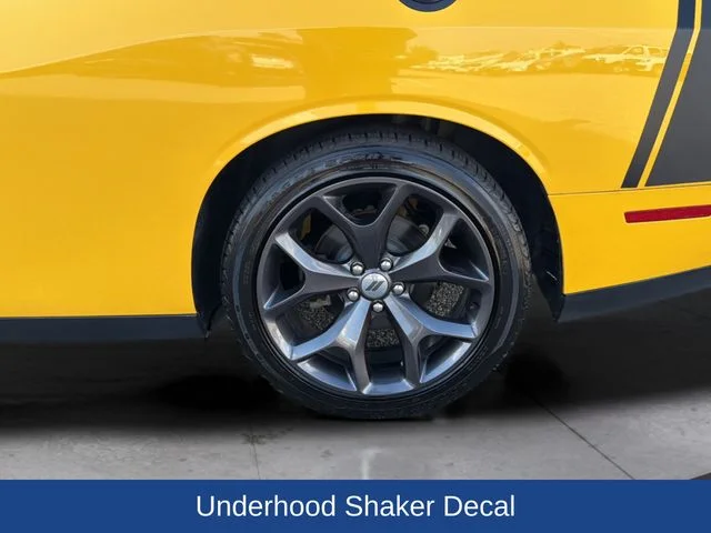 Used 2019 Yellow Dodge R/T image 30