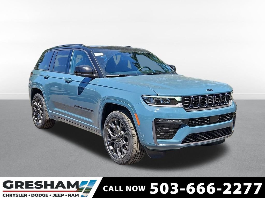 2026 Jeep Grand Cherokee Summit 4x4's photo