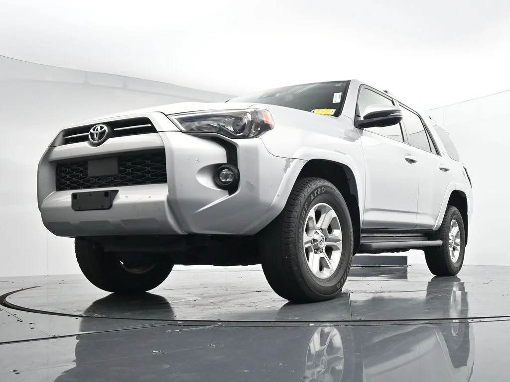 Used 2022 Silver Toyota SR5 Premium image 21