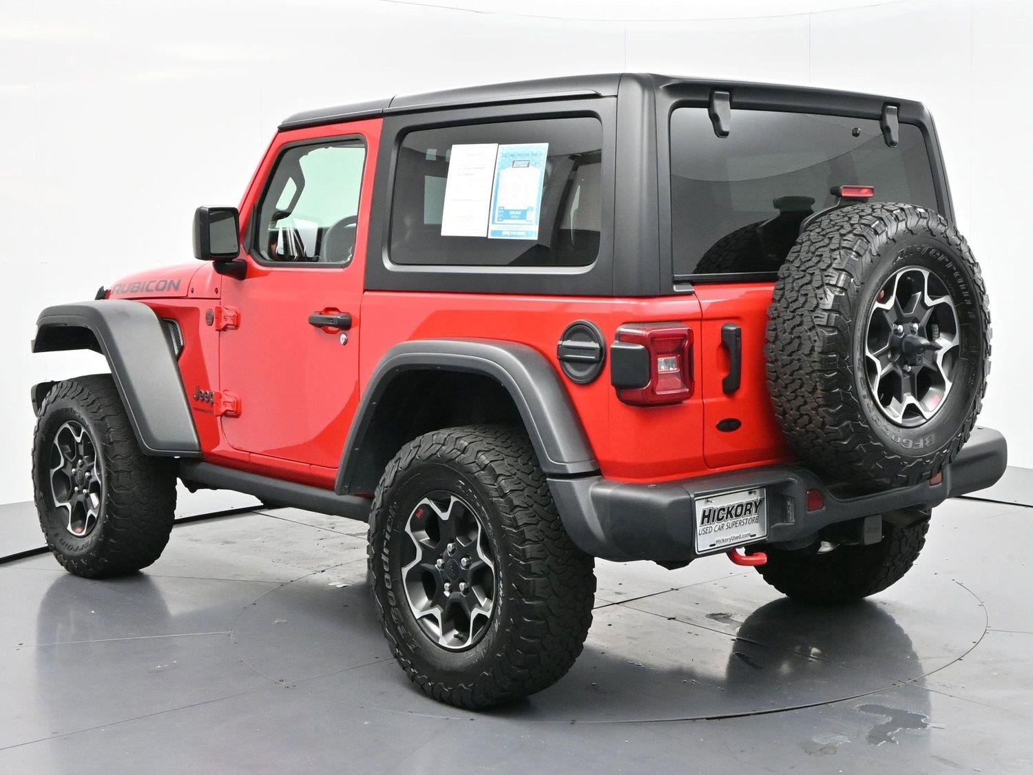 Used 2023 Firecracker Red Clearcoat Jeep Rubicon image 5