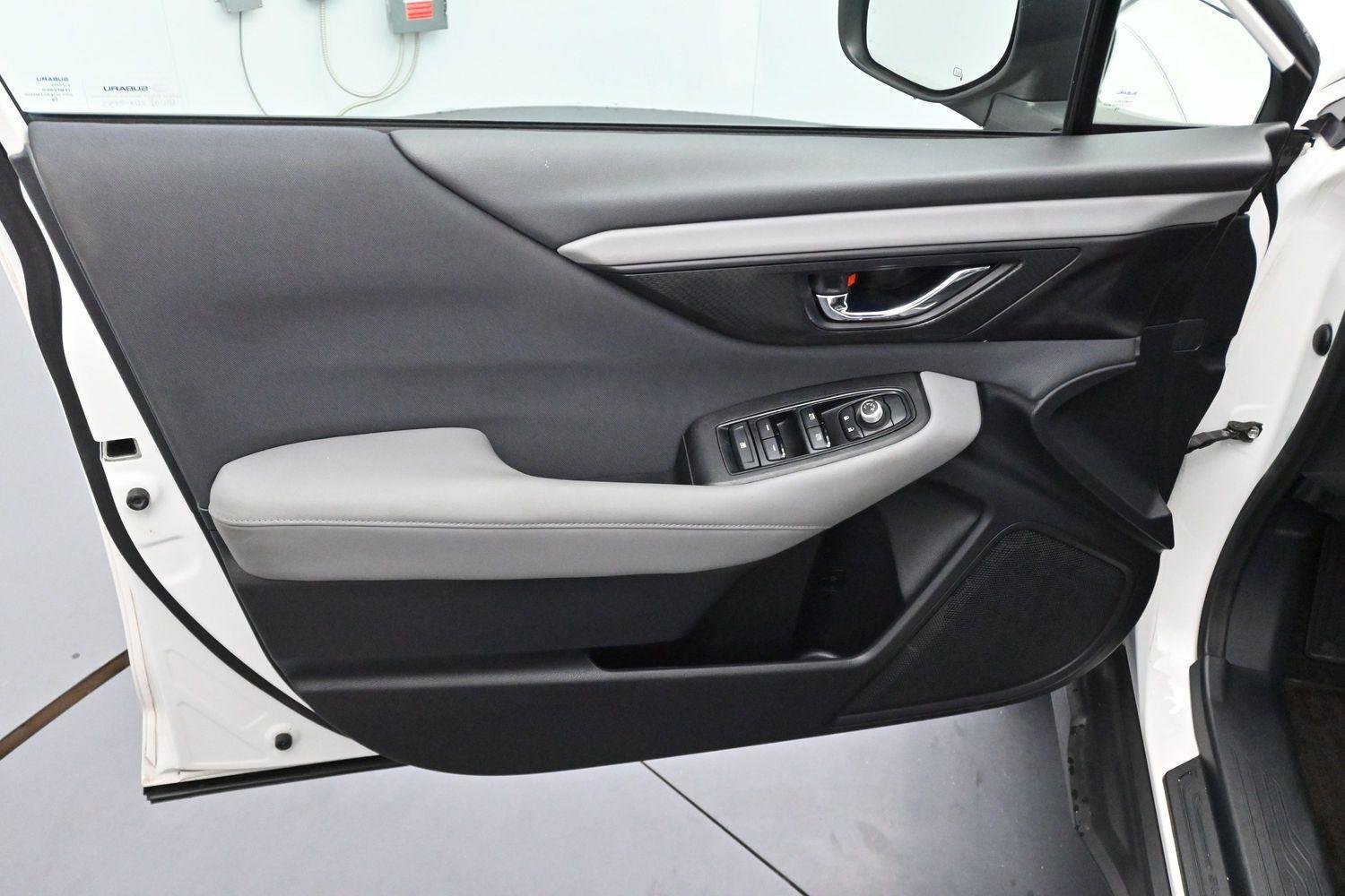 Used 2020 Crystal White Pearl Subaru Premium image 9