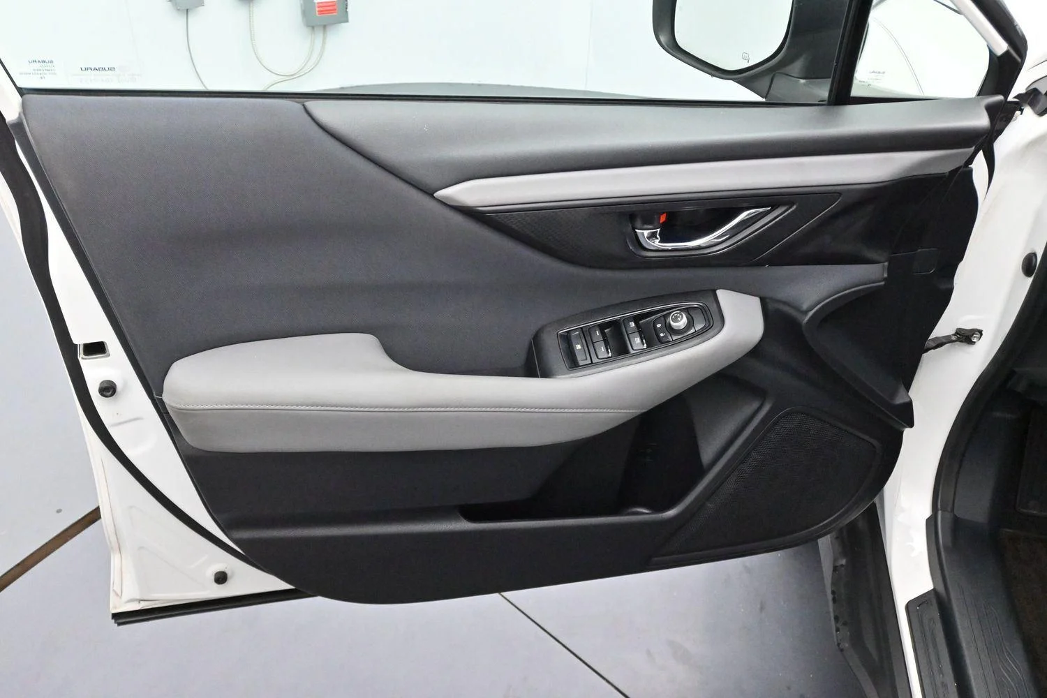 Used 2020 Crystal White Pearl Subaru Premium image 9