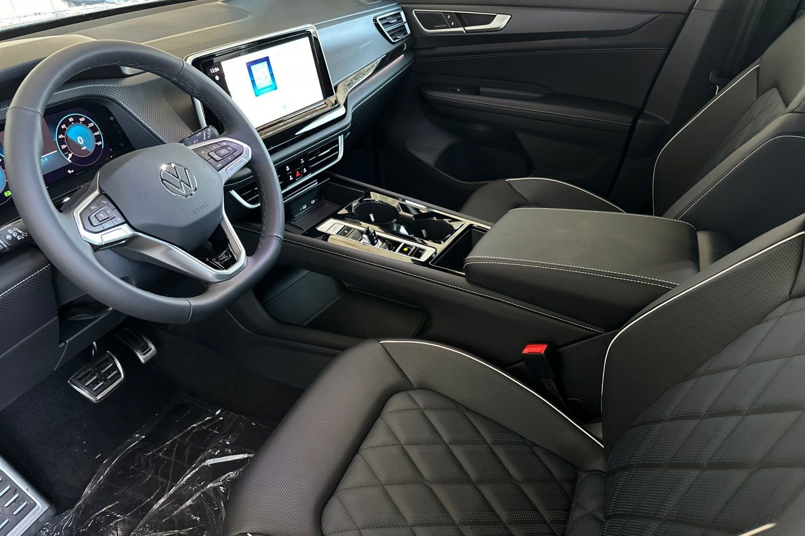 2026 Volkswagen Atlas Cross Sport SEL Premium R-LINE - Photo 10