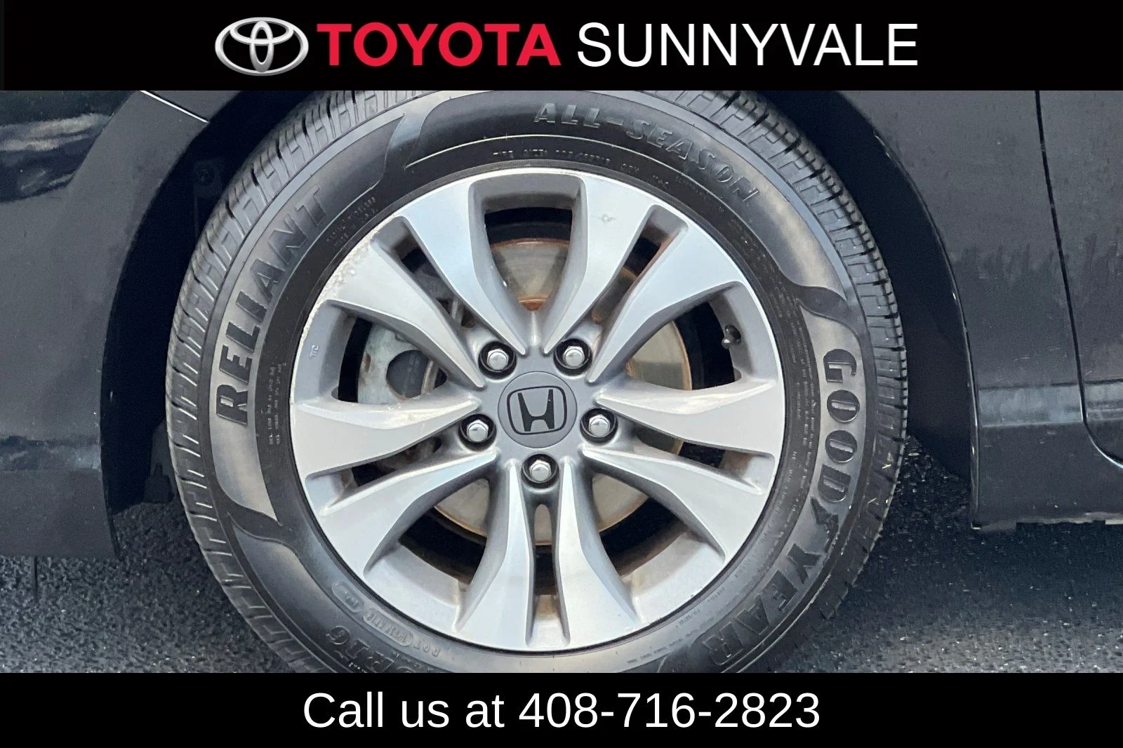 Used 2013 Black Honda LX image 12