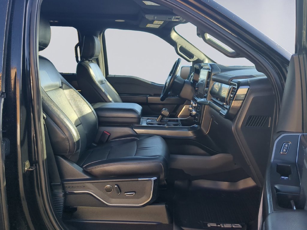 Used 2023 Black Ford Lariat image 19
