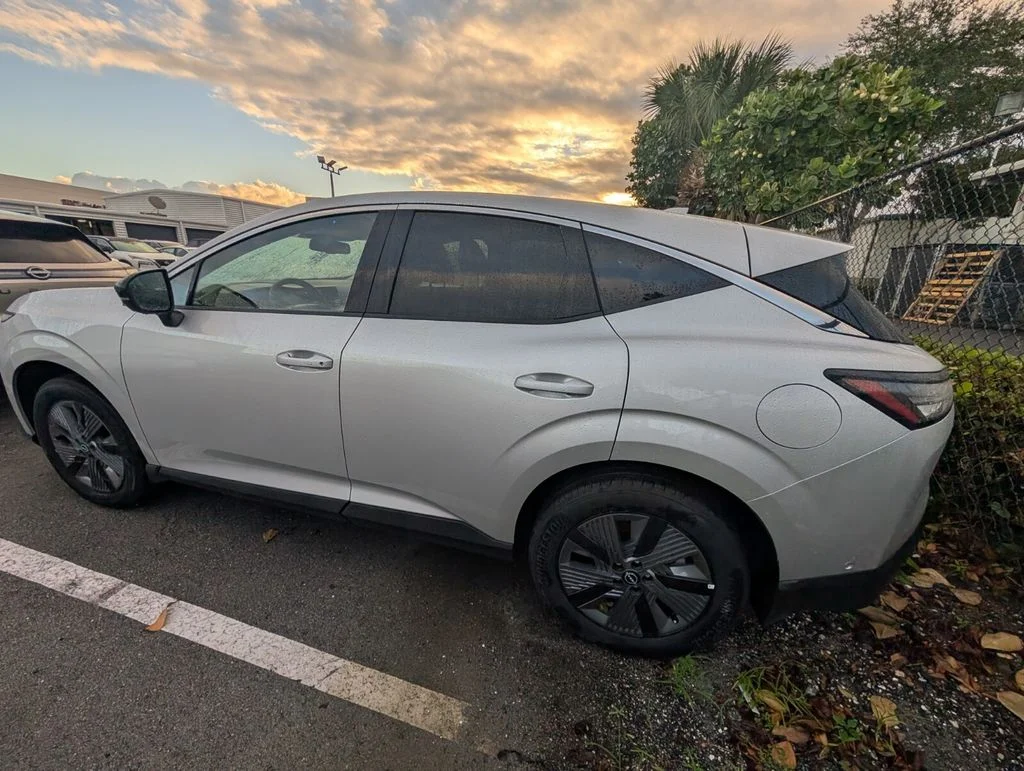 2025 Nissan Murano SL - Photo 6