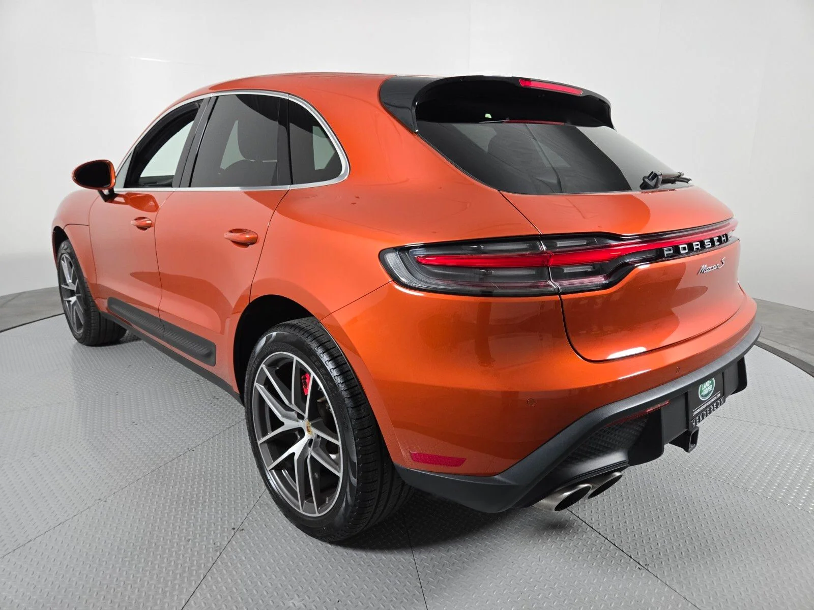 Used 2022 Papaya Metallic Porsche S image 16