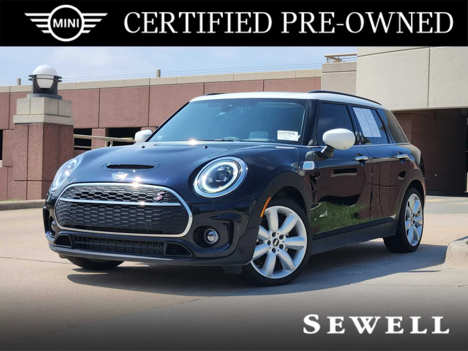 2024 MINI Clubman Cooper S ALL4's photo