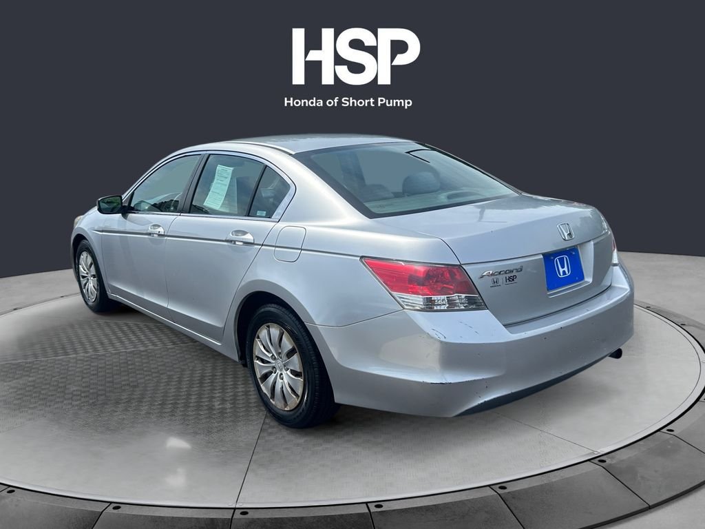 Used 2008 Alabaster Silver Metallic Honda LX image 3