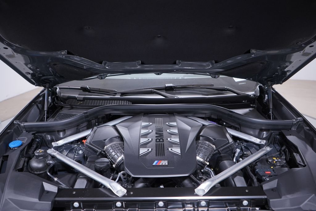 New 2027 Gray Metallic BMW M60i image 14