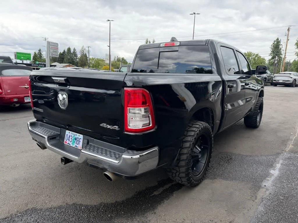 Used 2019 Diamond Black Crystal Pearlcoat Ram Big Horn/Lone Star image 4