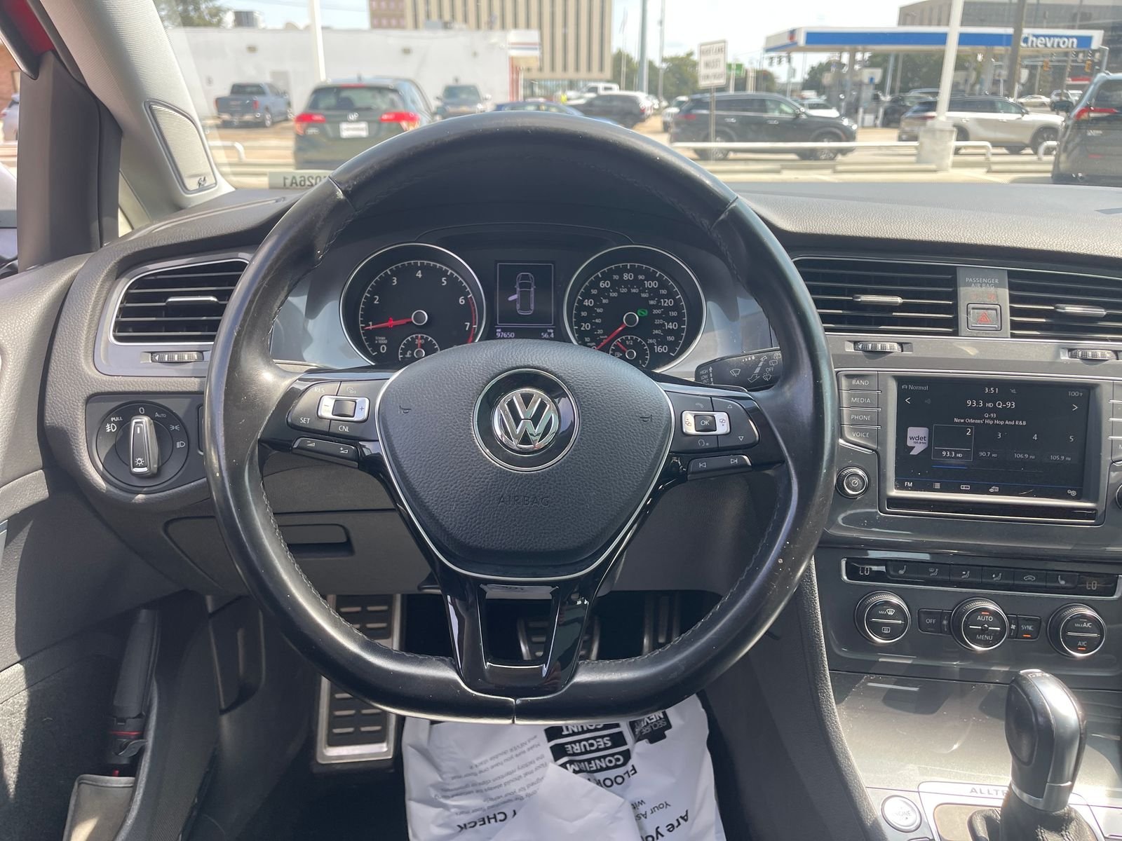 Used 2017 Red Volkswagen TSI SEL image 23