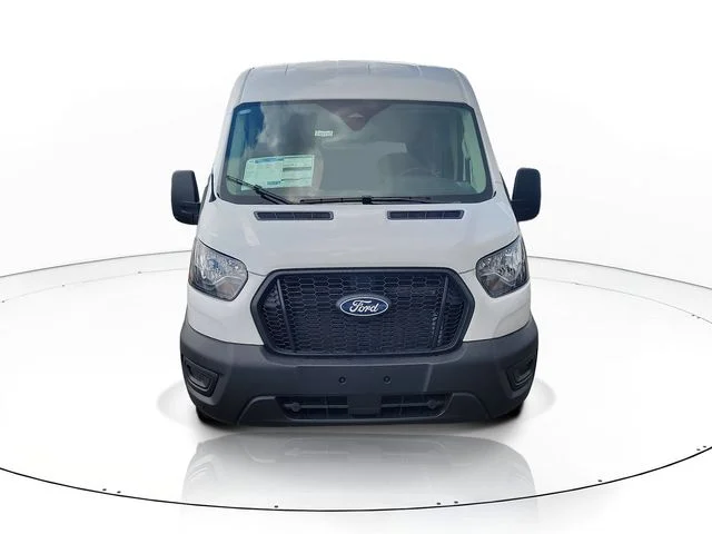 New 2026 Oxford White Ford Base image 2