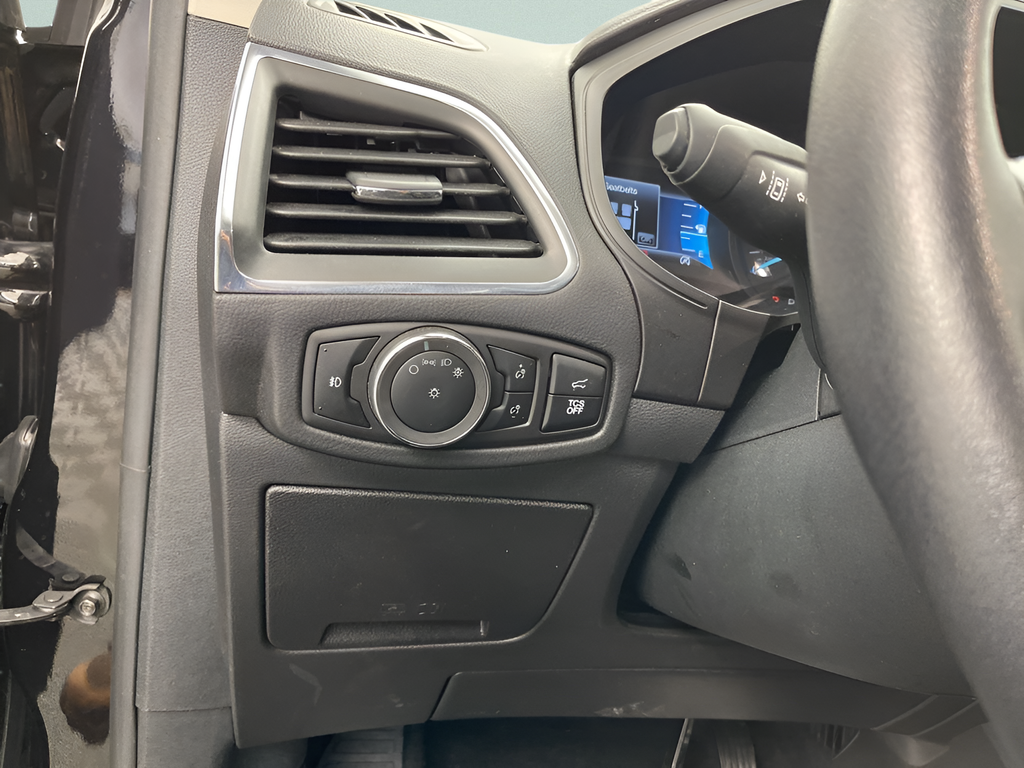 Used 2024 Black Metallic Ford Titanium AWD image 7
