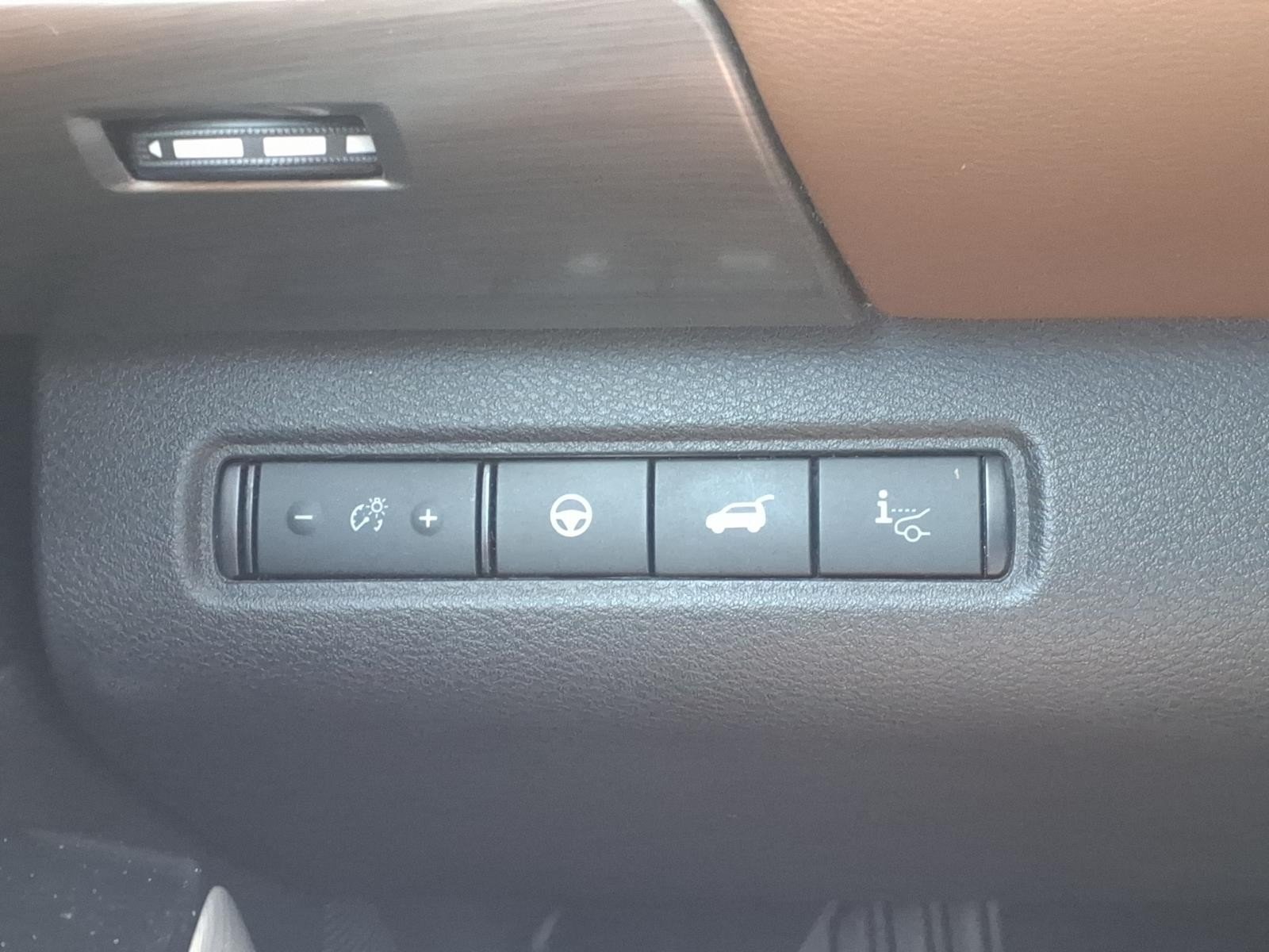 2024 Nissan Pathfinder Platinum Green at Robbins Nissan