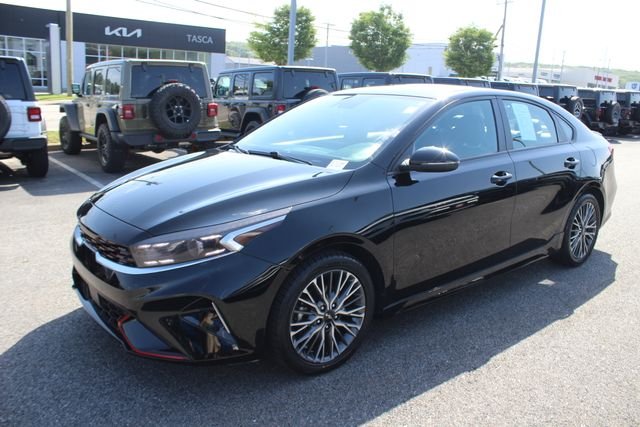 Used 2023 Black Kia GT-Line image 2