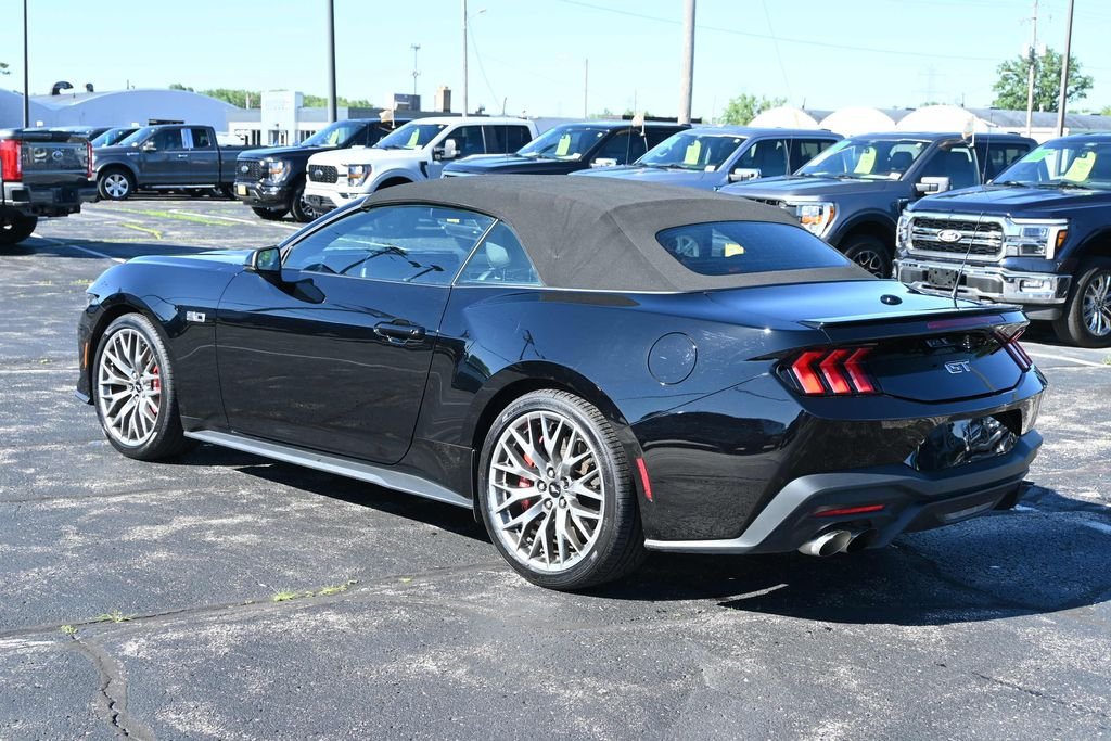 Used 2025 Shadow Black Ford GT Premium image 11