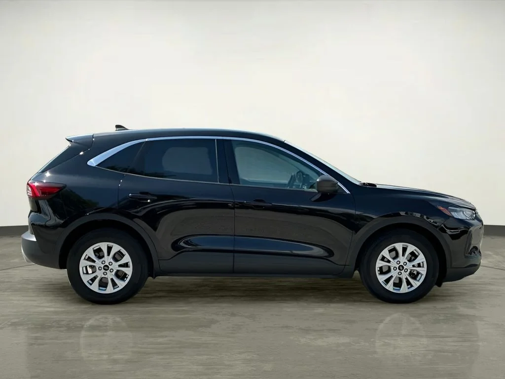 Used 2024 Black Ford Active image 9