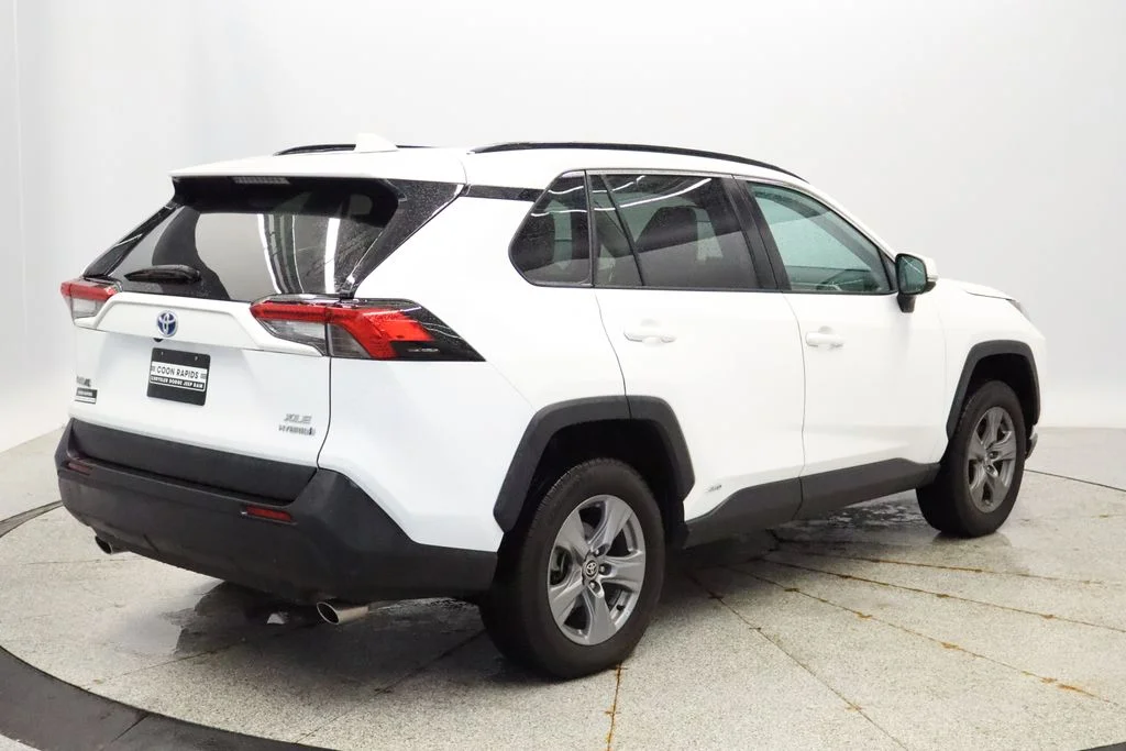 Certified Used 2022 White Toyota XLE image 6