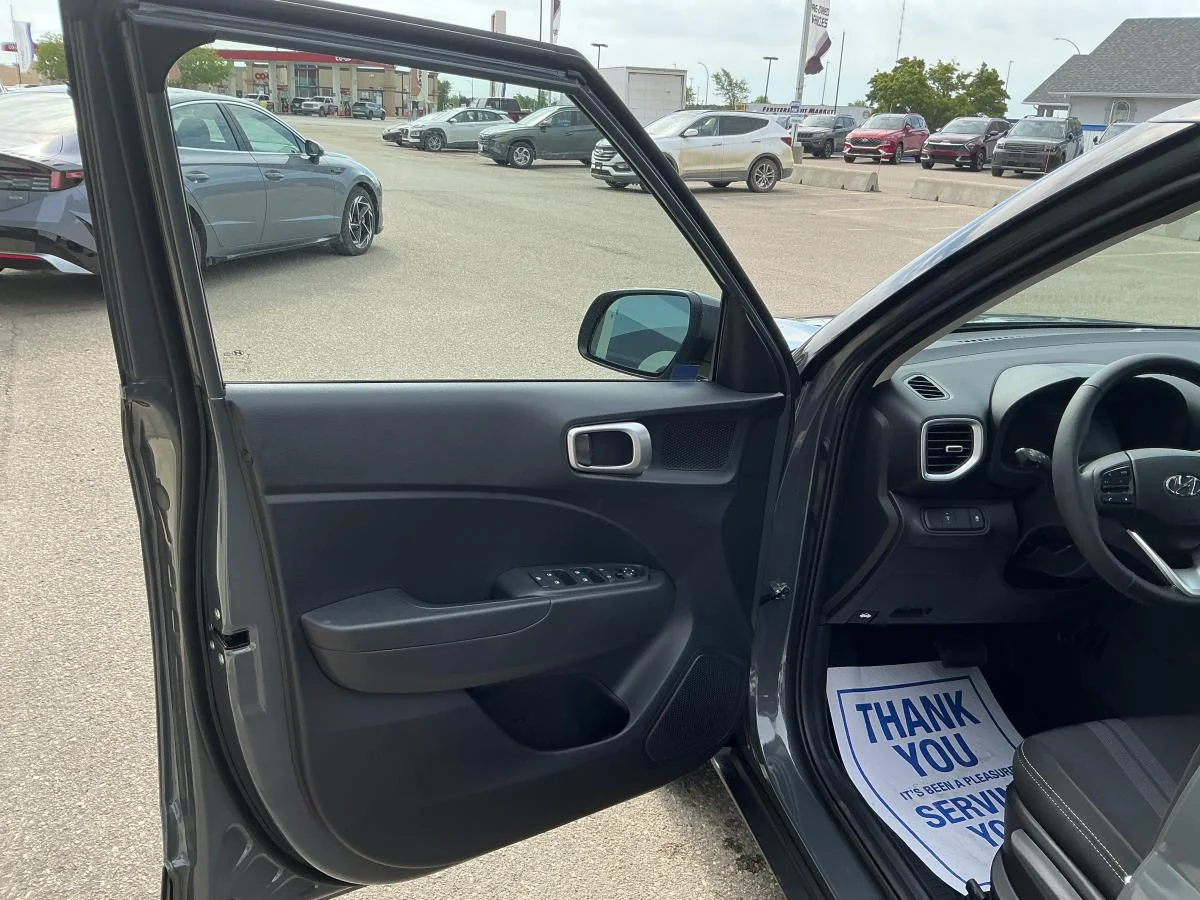 New 2026 Grey Hyundai Preferred image 15