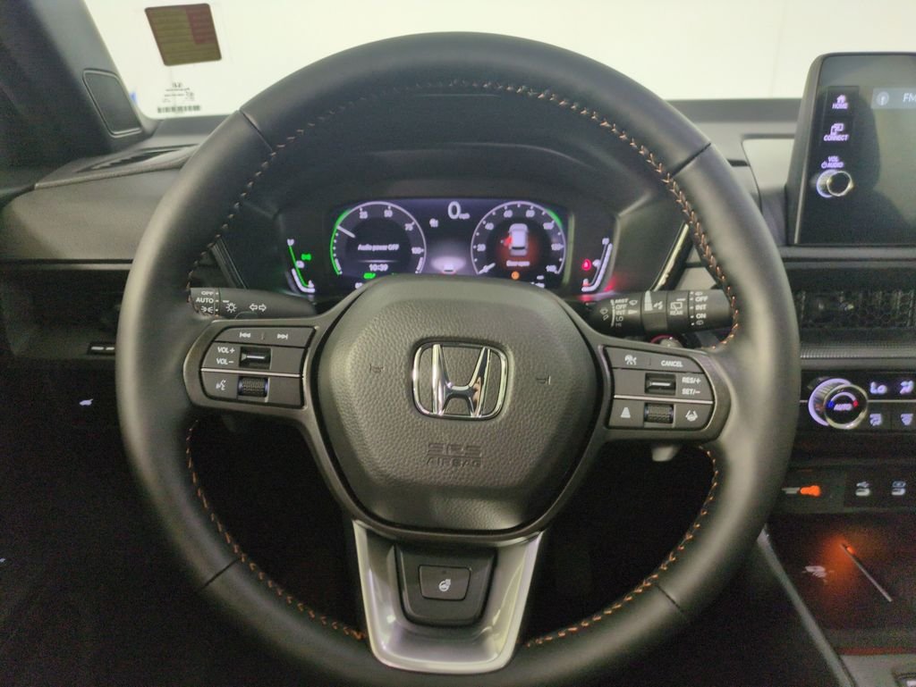 Used 2026 Platinum White Pearl Honda TrailSport image 14