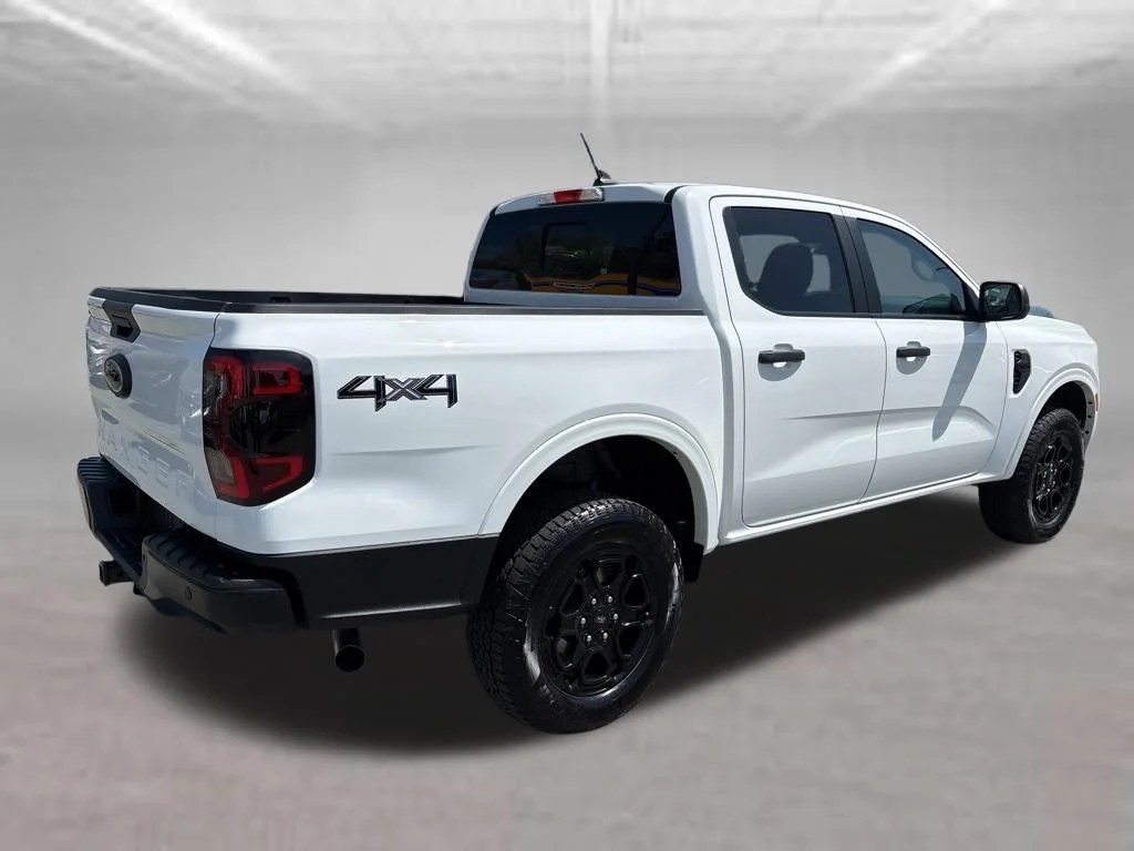 Used 2025 White Ford XLT image 5