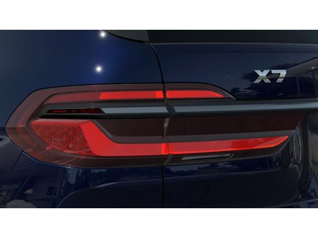 New 2027 Tanzanite Blue II Metallic BMW X7 image 8