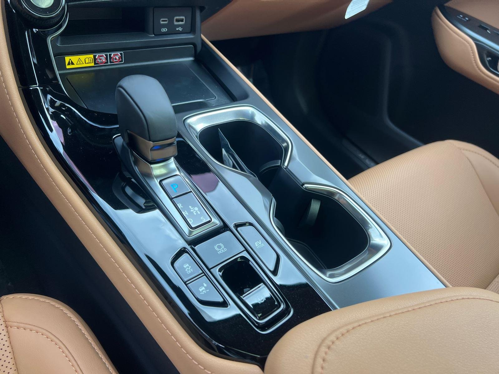 New 2026 Nori Green Pearl Lexus LUXURY AWD image 28