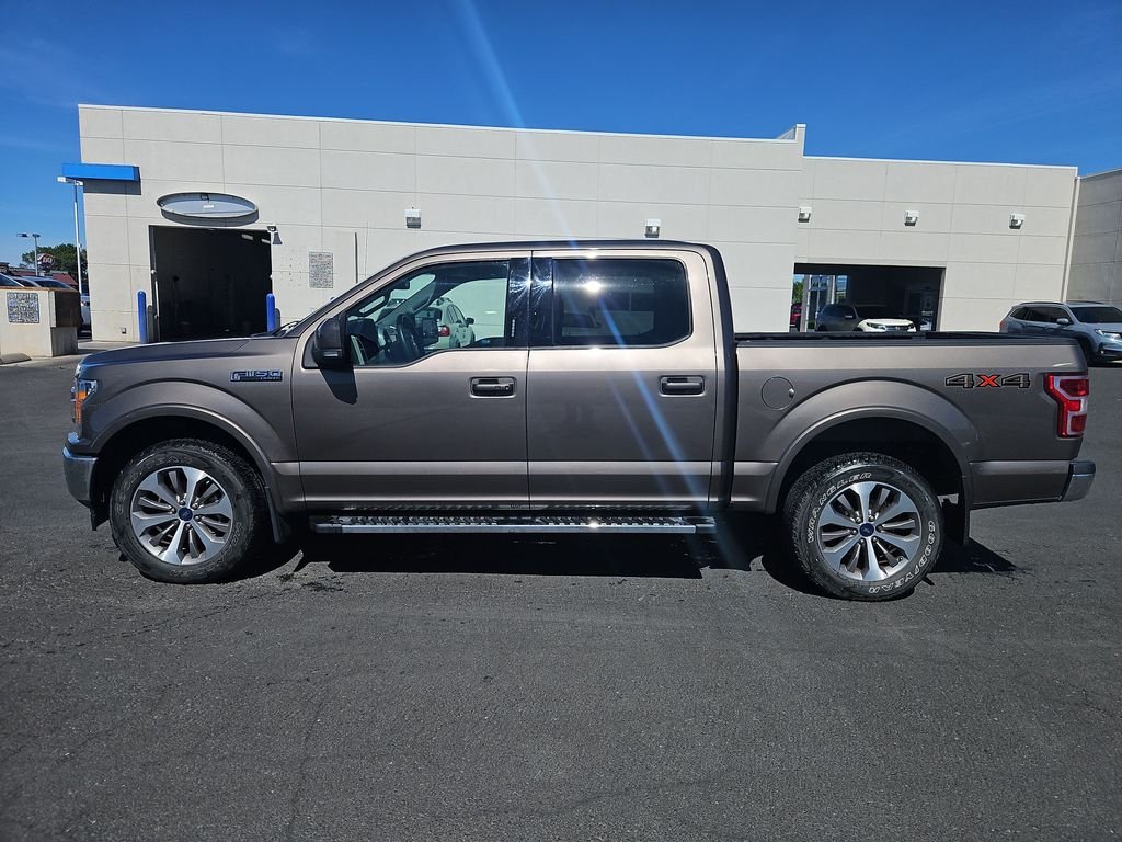 Used 2018 Gray Ford Lariat image 2
