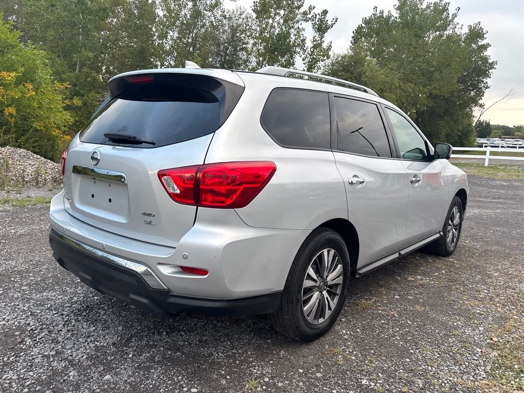 Used 2019 Silver Nissan SL image 5