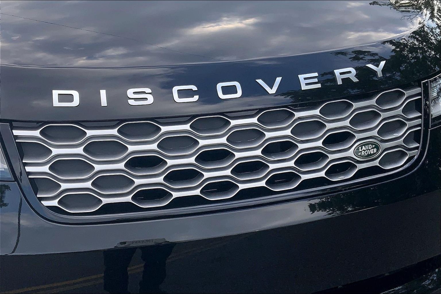 New 2026 Santorini Black Land Rover Gemini Edition image 15