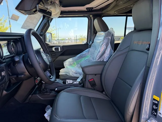 New 2026 Anvil Clear-Coat Exterior Paint Jeep Mojave X image 14