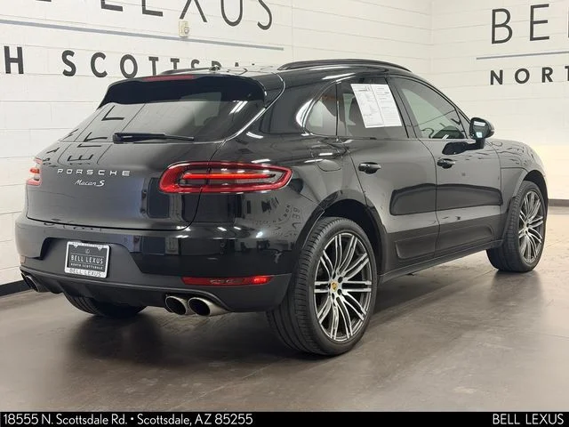 Used 2016  Porsche S image 4