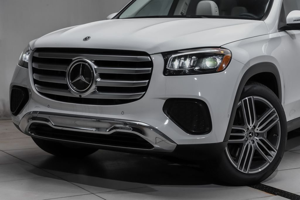 New 2026 Polar White Mercedes-Benz GLS 450 image 2