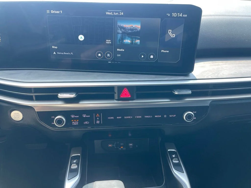 Used 2025 Brown Kia X-Line EX image 7