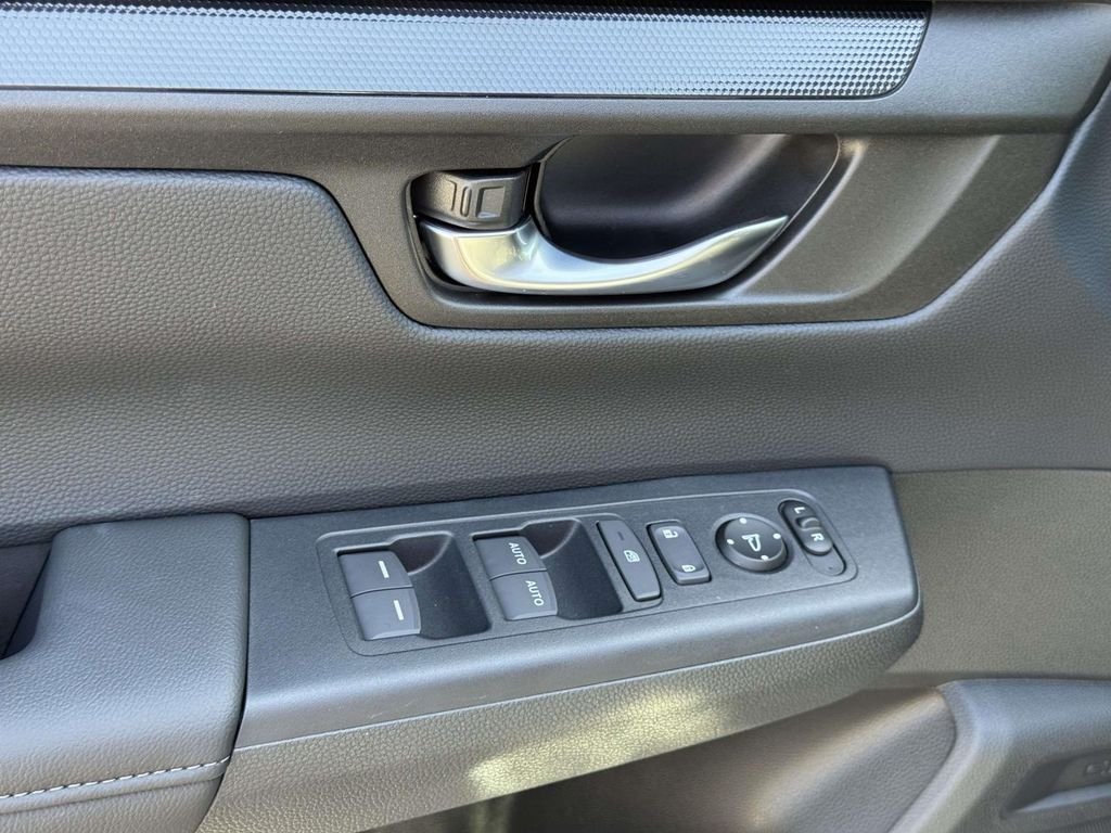 Used 2026 Silver Honda EX image 19