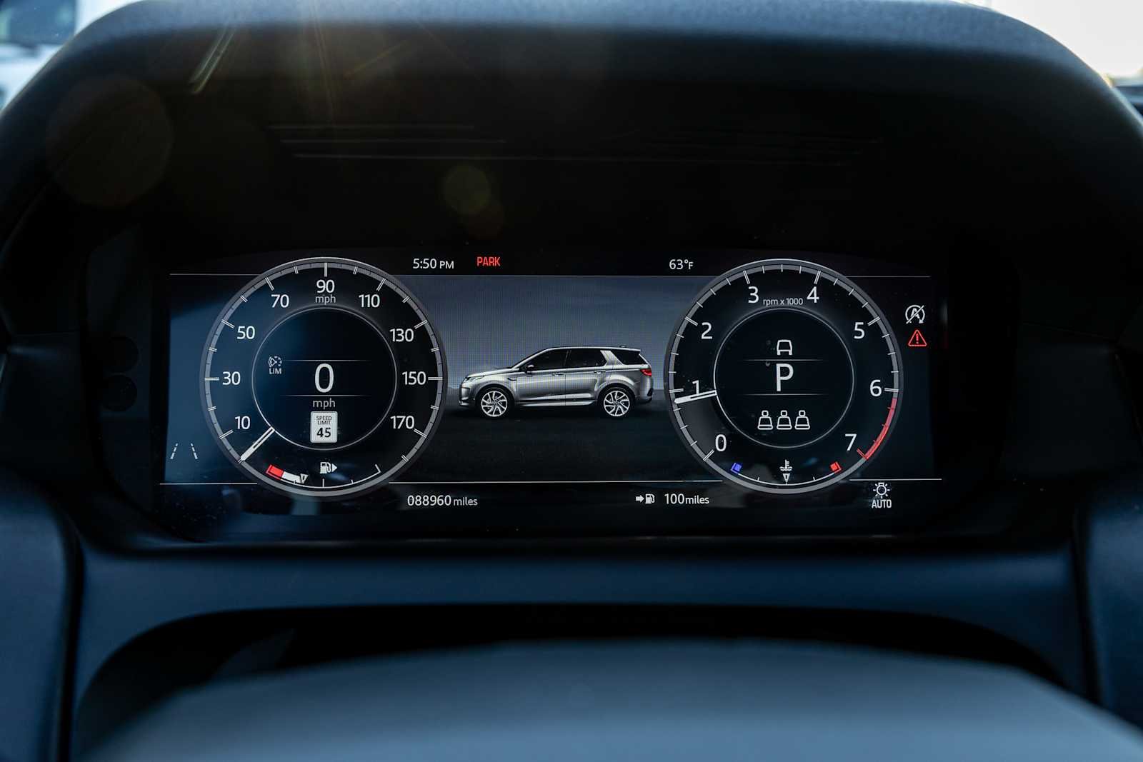 Used 2020 Portofino Blue Metallic Land Rover SE R-Dynamic image 19