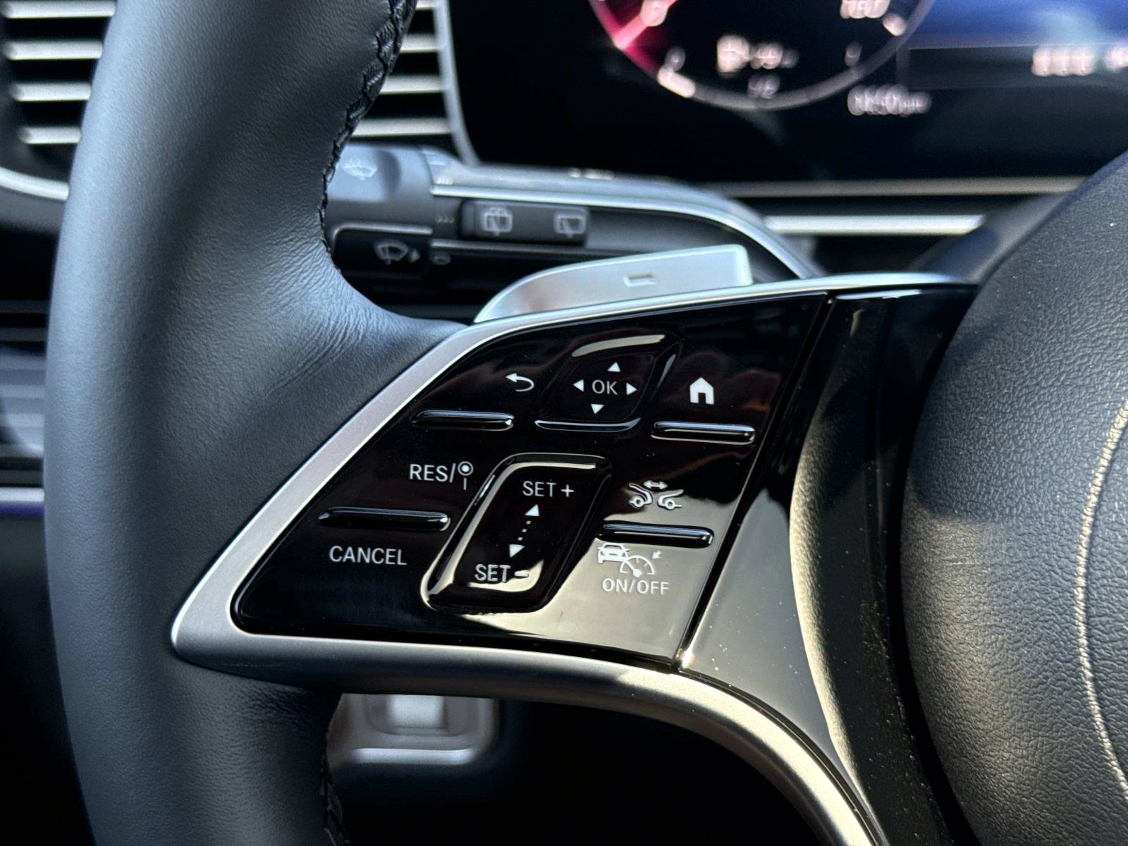 New 2026 Silver Metallic Mercedes-Benz 350 4MATIC® SUV image 31