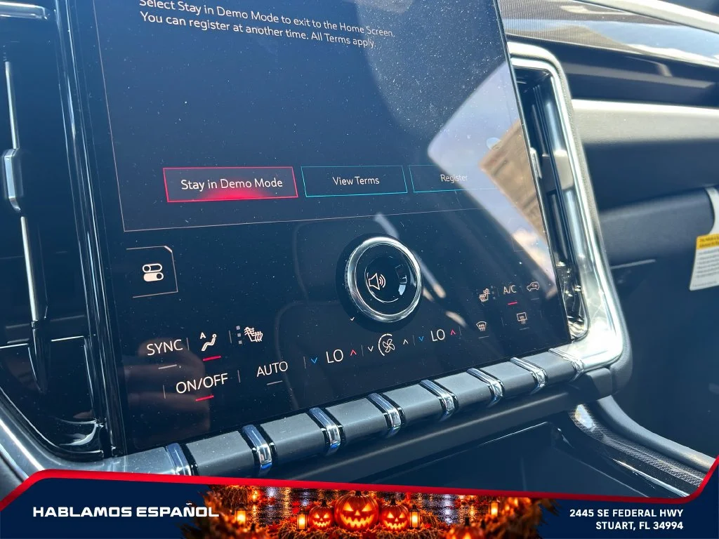 New 2026 Onyx Black GMC Elevation image 30