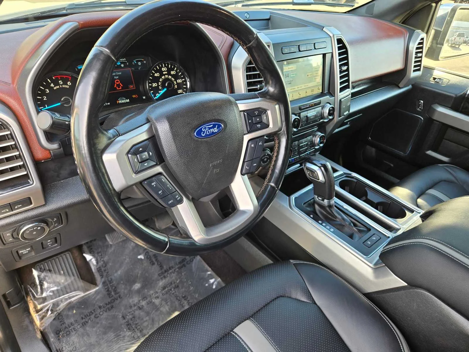 2018 Ford F-150 Platinum - Photo 11