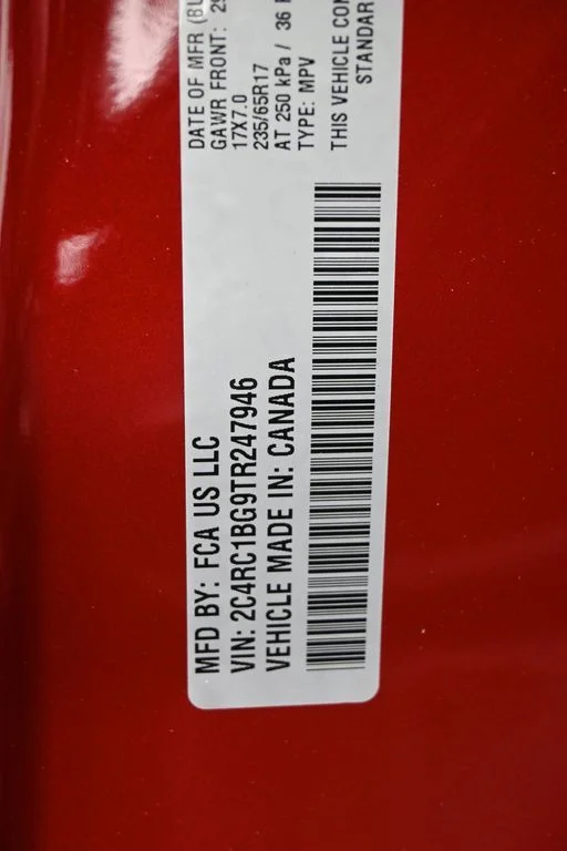 New 2026 Red Hot Pearl-Coat Exterior Paint Chrysler Select image 24