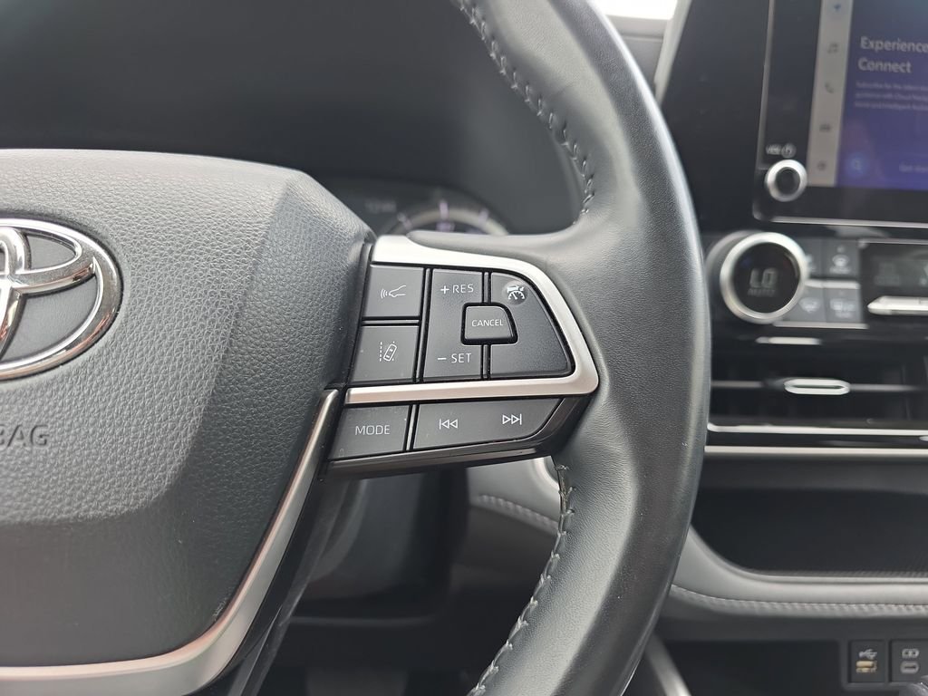 Used 2024 Silver Toyota LE image 22