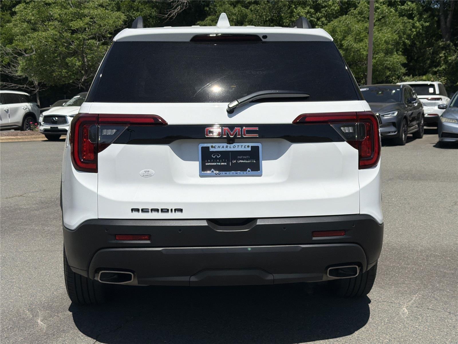 Used 2023 Summit White GMC SLE image 26